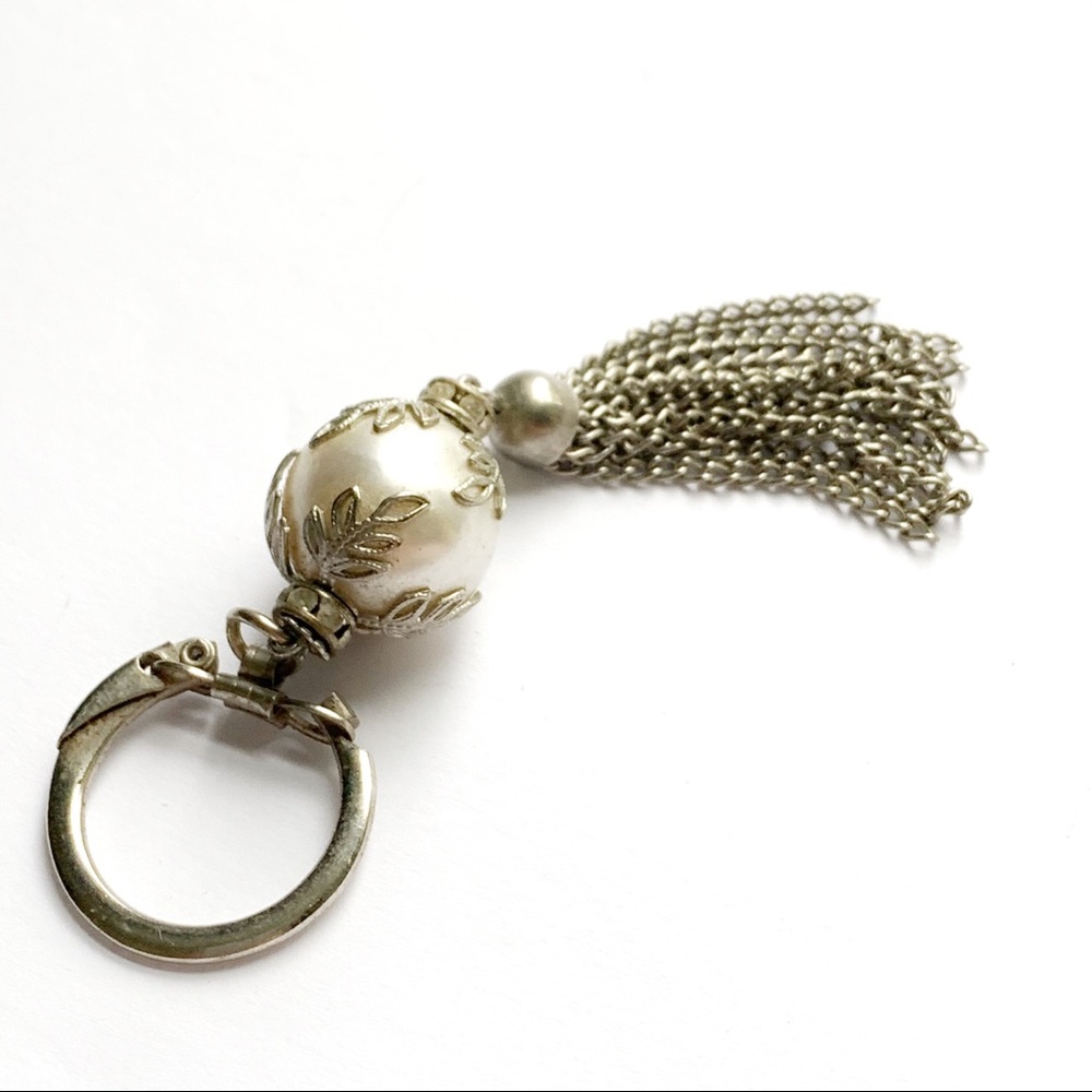 ❤️Vintage Art Deco Tassel Keychain or ornament - Picture 2 of 2